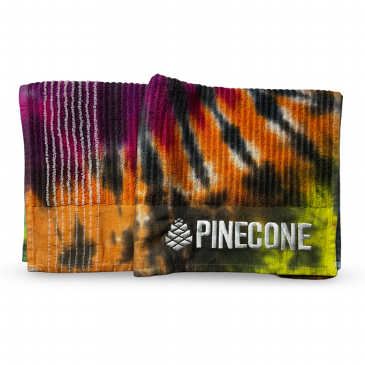 PLAYERS TOWEL (TIE DYE/WHITE)